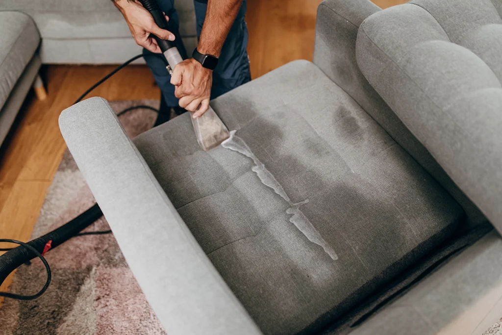 Nettoyage et entretien des fauteuils et chaises à Casablanca
